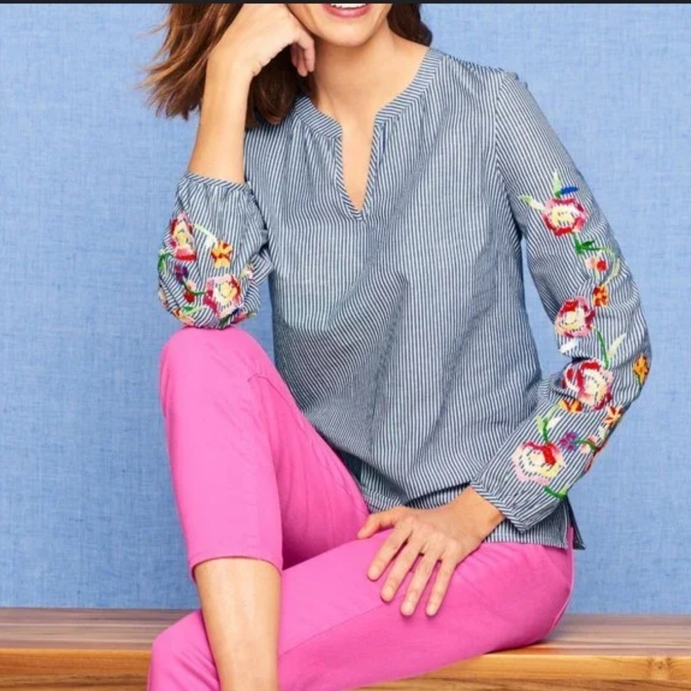 Talbots Gray Pink Embroidered Floral Long Sleeve Blouse size XS
